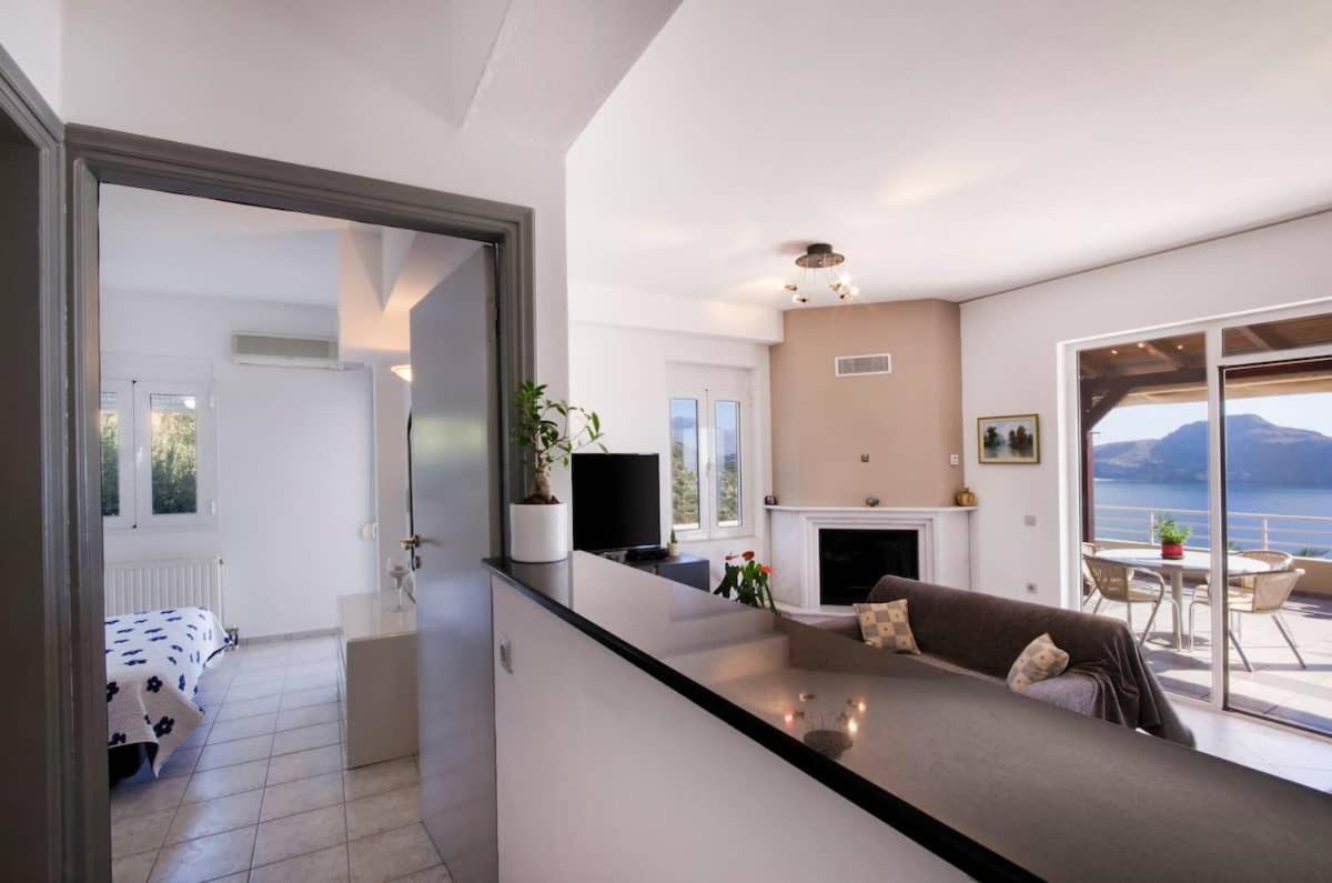 Villa Elgini Плакиас Екстериор снимка
